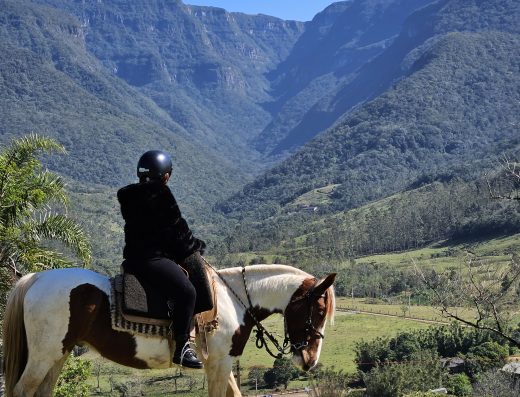 A cavalgada com as paisagens mais impressionantes dos Canyons.